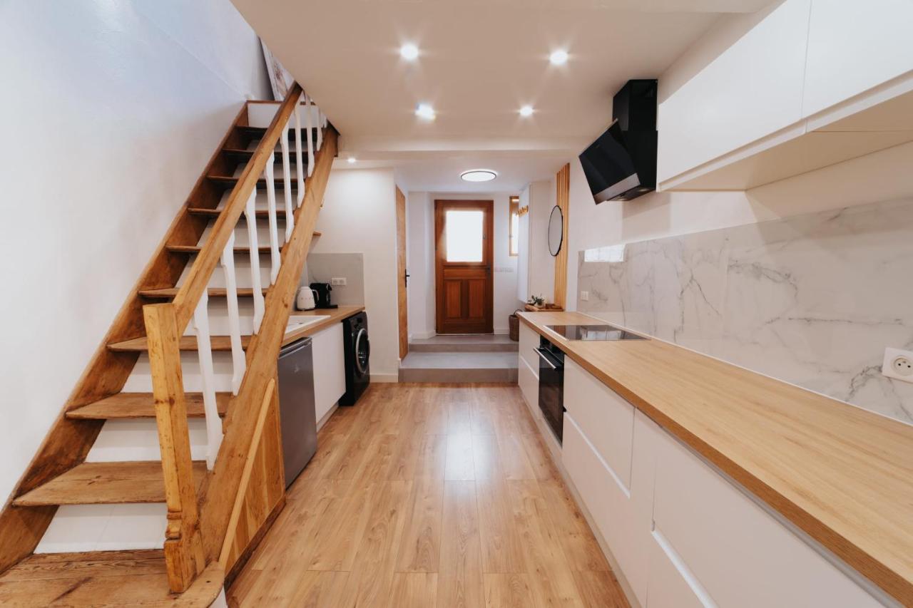 Appartamento Perfect Family-Oriented And Renovated Townhouse In The Old Antibes Esterno foto