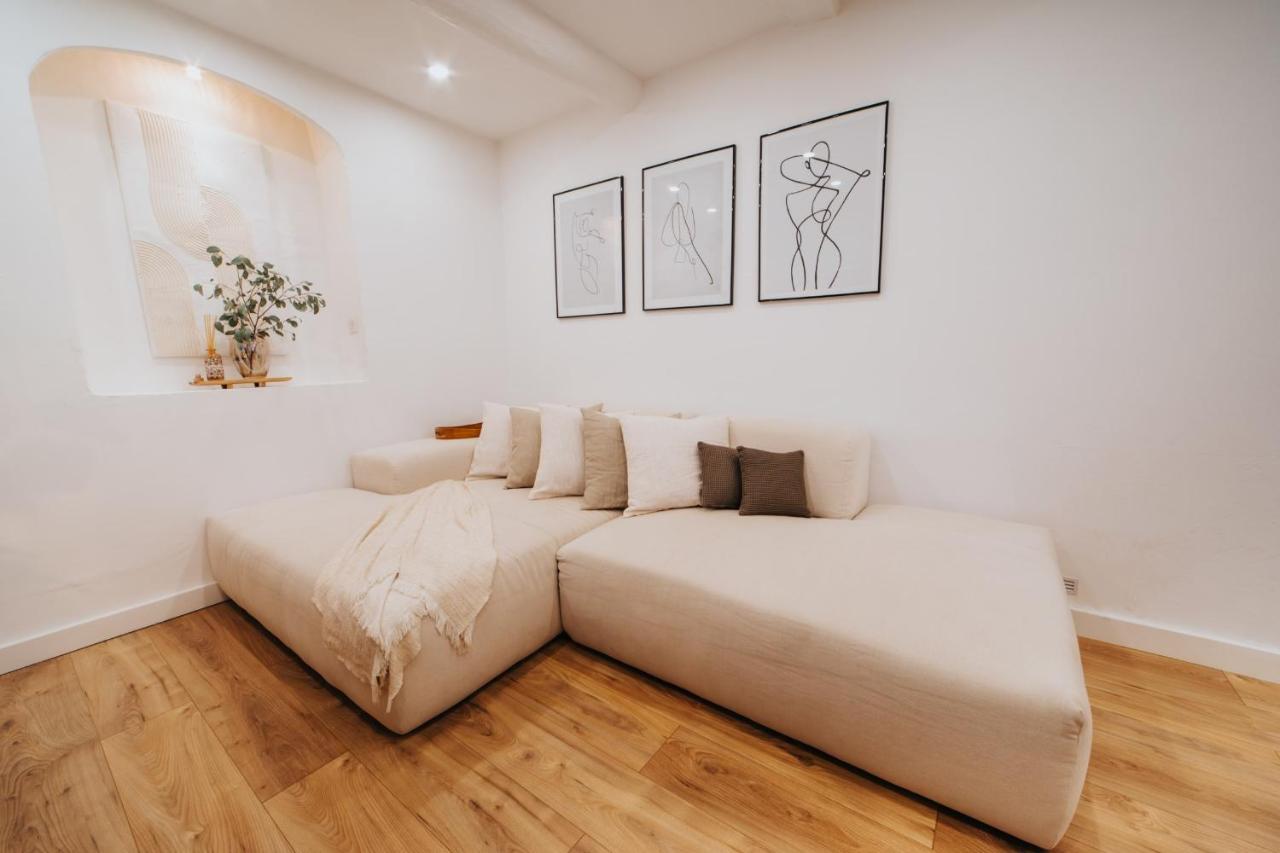 Appartamento Perfect Family-Oriented And Renovated Townhouse In The Old Antibes Esterno foto