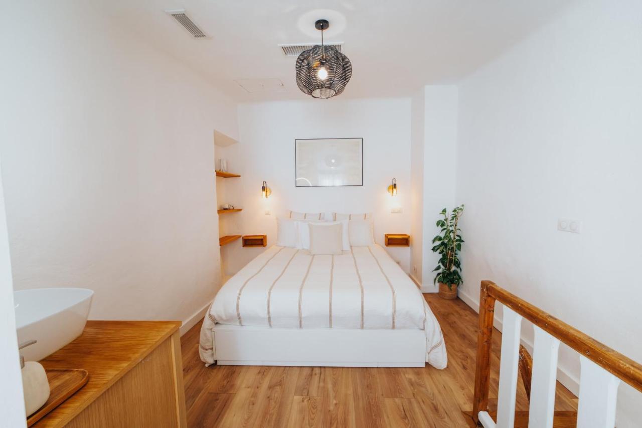 Appartamento Perfect Family-Oriented And Renovated Townhouse In The Old Antibes Esterno foto