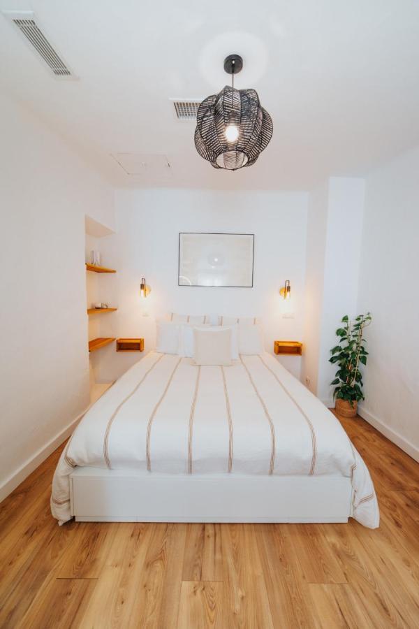 Appartamento Perfect Family-Oriented And Renovated Townhouse In The Old Antibes Esterno foto
