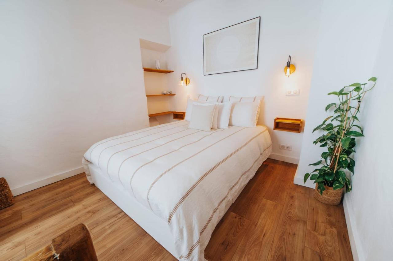 Appartamento Perfect Family-Oriented And Renovated Townhouse In The Old Antibes Esterno foto