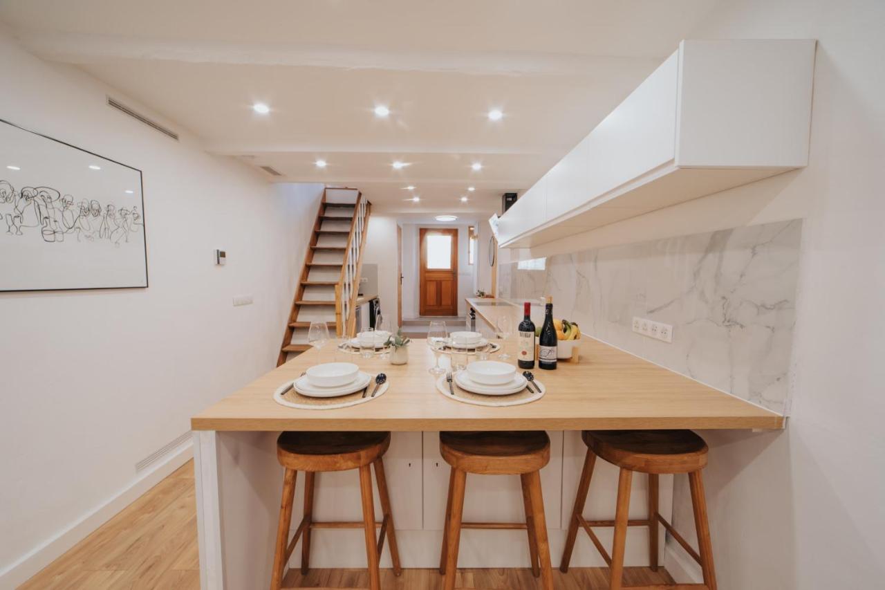 Appartamento Perfect Family-Oriented And Renovated Townhouse In The Old Antibes Esterno foto