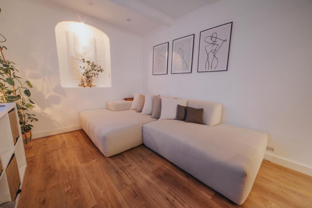 Appartamento Perfect Family-Oriented And Renovated Townhouse In The Old Antibes Esterno foto