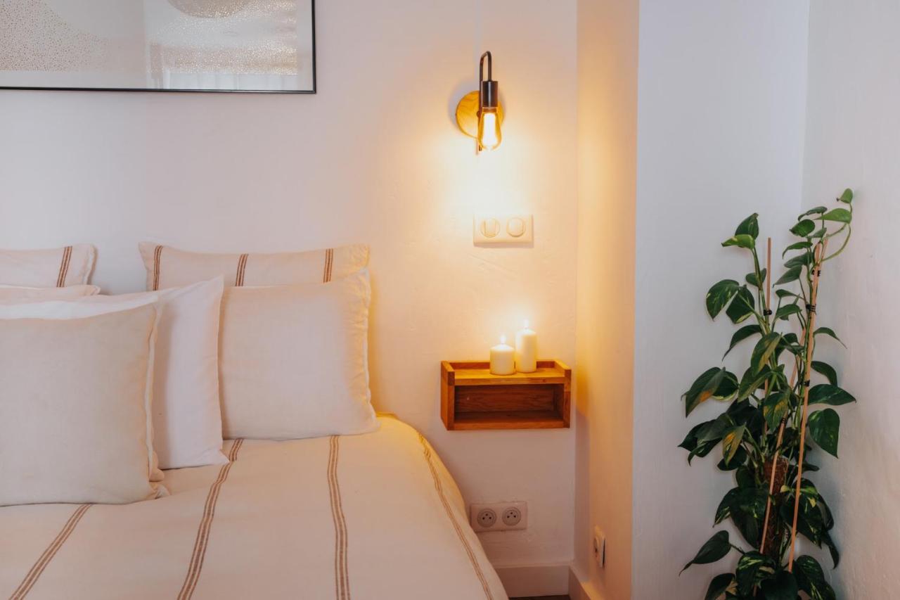 Appartamento Perfect Family-Oriented And Renovated Townhouse In The Old Antibes Esterno foto